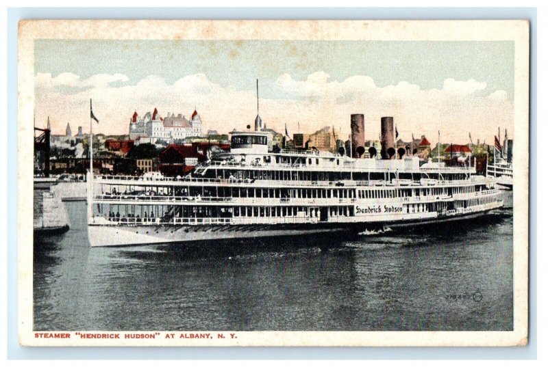 Hendrick Hudson Steamer Boat Ship Albany New York NY Postcard (GO14)