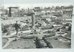 Miniatuurstad Madurodam Den Haag Netherlands The Zoo of Blijdorp Postcard 1960