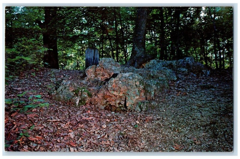 c1960 Flint Outcropping Flint Ridge State Memorial Society Newark Ohio Postcard