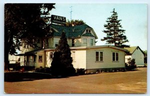 FREEHOLD, NJ New Jersey ~ Roadside VAN'S FREEHOLD INN  c1950s Postcard