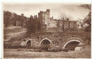 Derbyshire Postcard - Haddon Hall and Bridge Over River Wye   ZZ60