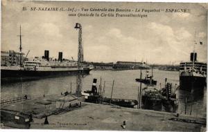 CPA St-NAZAIRE - Vue générale des Bassins - Le Paquebot... (222889) 