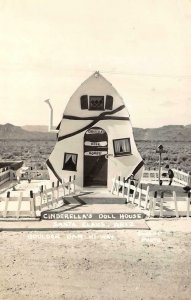 RPPC, Santa Claus AZ Arizona  CINDERELLA'S DOLL HOUSE ca1950's Roadside Postcard 