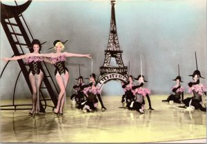 Postcard Movies Gentleman Prefer Blondes - Russel Monroe Eiffel Tower scene