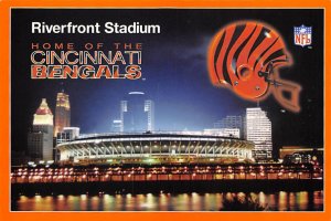 Riverfront Stadium , Cincinnati  