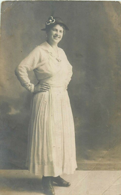 Early photo postcard anonymous people woman fashion dress hat Villach studio 