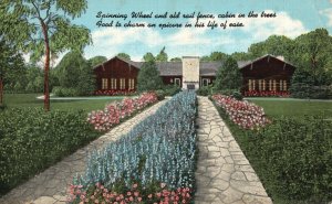 Vintage Postcard Spinning Wheel and Old Sail Fence Garden Hinsdale Illinois ILL