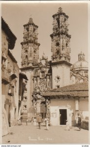 RP:TAXCO , Mexico , 30-40s ; Church #2