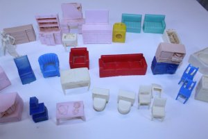 Lot of 35 Vintage Collectible Plastic Mini Doll House Furniture PCS by Superior