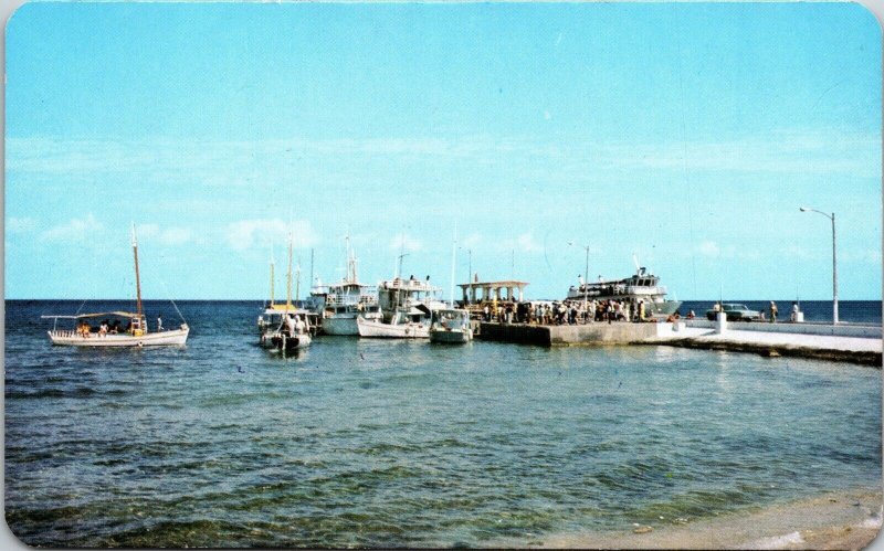 Busy Wharf Cozumel QR Mexico Ships Boats Postcard UNP VTG Unused Vintage Chrome 