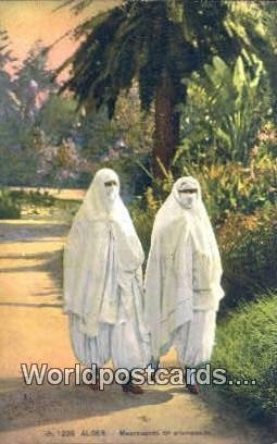 Mauresques en promenade Alger Algeria, Africa, Unused 