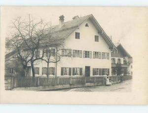 old rppc architecture PICKET FENCE BY LARGE TWO-STORY HOUSE OR INN HOTEL HM0888