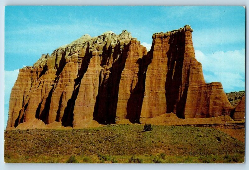 Richfield Utah Postcard Wall Jericho Cathedral Valley Green River c1960 Vintage