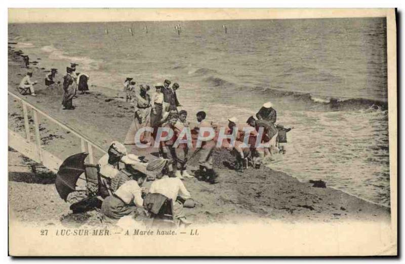 Old Postcard Luc Sur sea at high tide Children