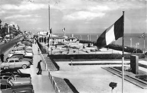 BR28672 le Monument de la Liberation et la golf miniatire Luc sur Mer france