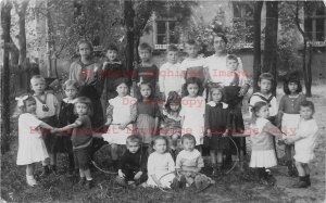 Germany, Berlin Halensee Postmark, RPPC, School Teach with Students, Hoops