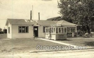 Popcorn & Peanuts, Hatchery Inn, Coca Cola, 7Up, Paris Michigan, USA Real Pho...