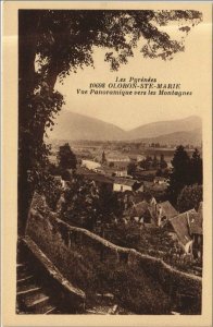 CPA OLORON-SAINTE-MARIE Vue Panoramique vers les Montagnes (1163465)