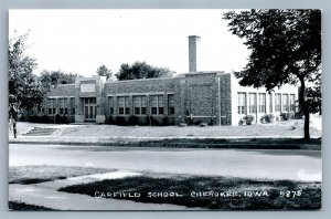 CHEROKEE IA GARFIELD SCHOOL VINTAGE REAL PHOTO POSTCARD RPPC