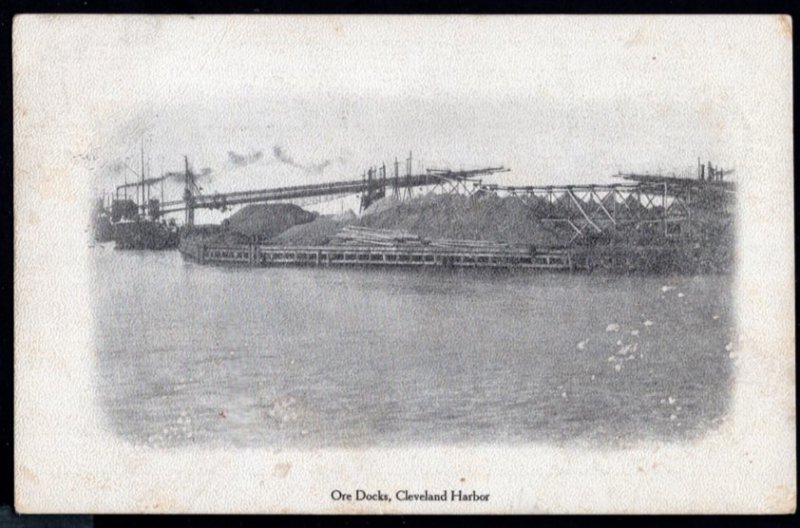 Ohio Ore Docks CLEVELAND (Cleveland Plain Dealer Post Cards) - pm1907 - Und/B