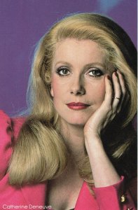 Catherine Deneuve 4x6 Postcard 1981 by Douglas Kirkland American postcard Co.