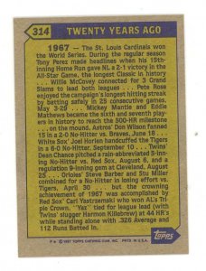 Topps Chewing Gum Co. Sports Card. Carl Yastrzemski, Red Sox
