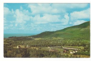 Bonnie-Doon Motels, Pleasant Bay, Cape Breton, NS, Vintage Chrome Postcard