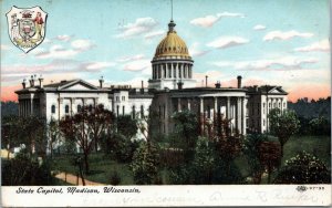 postcard WI - State Capitol, Madison Wisconsin with State Seal