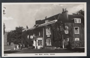 Surrey Postcard - Esher - The Bear Hotel  Ref.RT2453