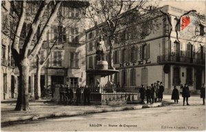 CPA SALON-de-PROVENCE Statue de Craponne (1290289)