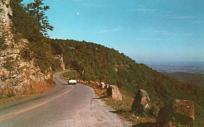 Vintage Postcard  Highway Scene Down Lookout Mountain Chattanooga Tennessee TN