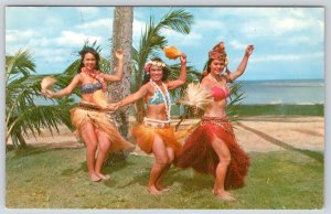 1960-70's TAHITIAN DANCERS KODAK HULA GIRLS SHOW HAWAII VINTAGE CHROME POSTCARD