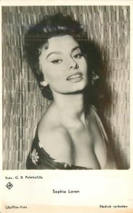 Beautiful Sexy Movie Star Actress Sophia Loren RPPC Photo Postcard 22-6471