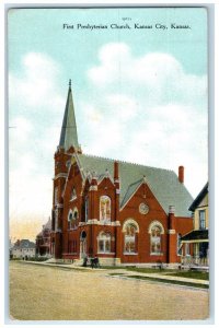 1910 First Presbyterian Church Scene Street Kansas City Kansas KS Postcard