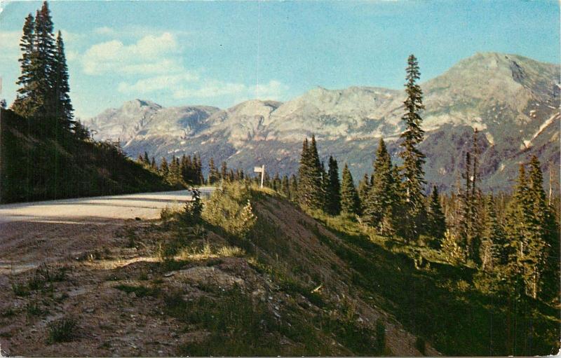 Postcard Dawson Creek British Columbia Canada pm Murray Mountain Range 1968