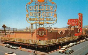 GOLDEN NUGGET CASINO Las Vegas, Nevada Street Scene c1950s Vintage Postcard