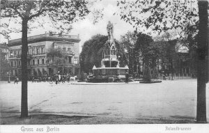 Germany Gruss aus Berlin Rolandbrunnen Fountain vintage postcard