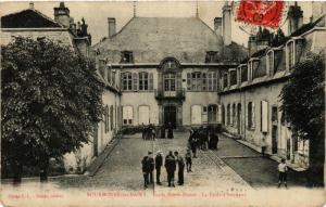 CPA BOURBONNE-les-BAINS - École N.-D. - La Cour d'Honneur (368370) 