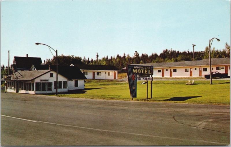 Moonlight Motel Restaurant Dumfries NB New Brunswick Unused Vintage Postcard E21