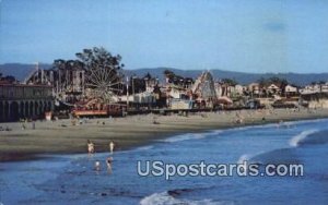 Santa Cruz Beach, CA        ;       Santa Cruz Beach, California 