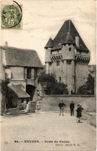 CPA NEVERS - Porte du Croux (456456)