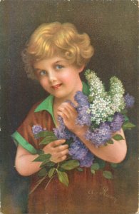 Children scenes & portraits postcard girl coiffure flower bouquet 1923