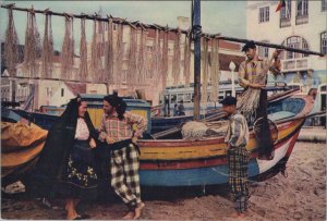 Portugal Postcard - Fisherfolk of Nazare, Oeste Region  RR23425