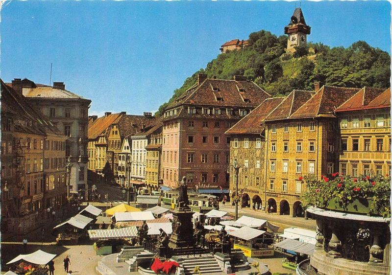 B83229 graz styria hauptplats    austria