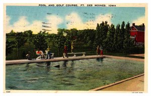 Postcard SWIMMING POOL SCENE Des Moines Iowa IA AP4043