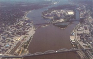 Illinois-Iowa Quad Cities Aerial View, Mississippi River Chrome Postcard Unused