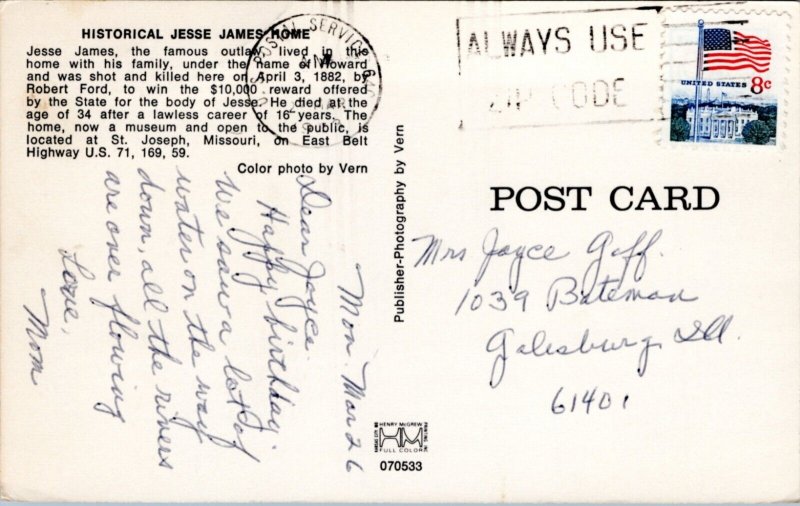 Postcard MO St. Joseph - Historical Jesse James home