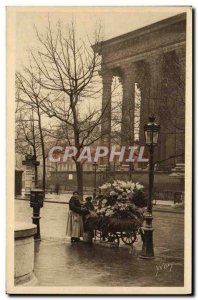 Old Postcard Paris Wandering Merchant of Flowers