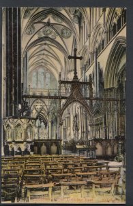 Wiltshire Postcard - Salisbury - Cathedral Choir Looking East    RS7737