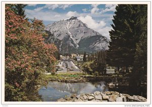 Cascade Mountain, Banff National Park, BANFF, Alberta, Canada, 50-70's